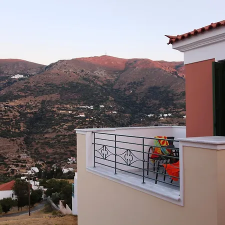 Armonia Hotel Ménites