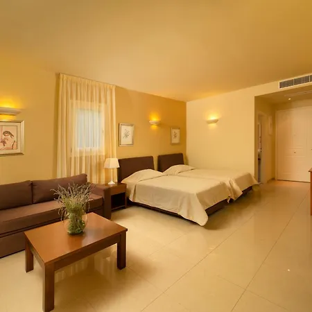 Armonia Hotel Menites