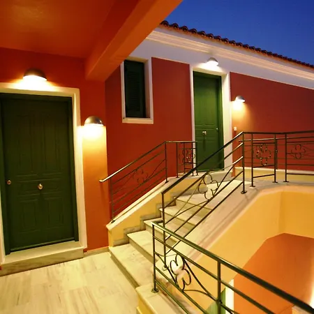 Armonia מלון Ménites