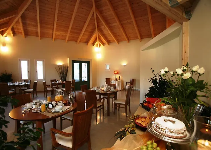 Armonia Hotel Menites